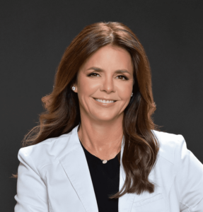 Dr. Kelly Geoghan Headshot