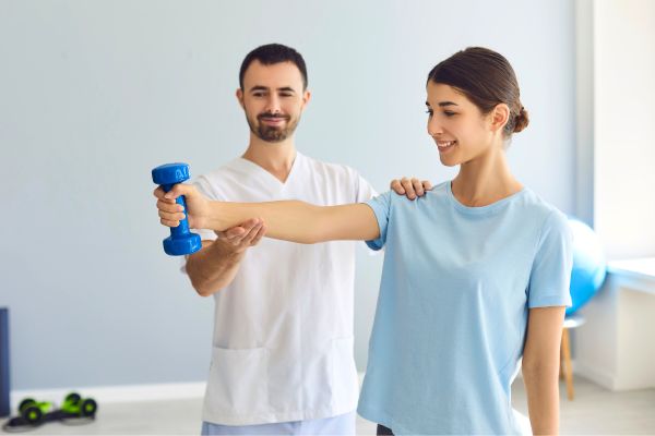 lady holding weight up