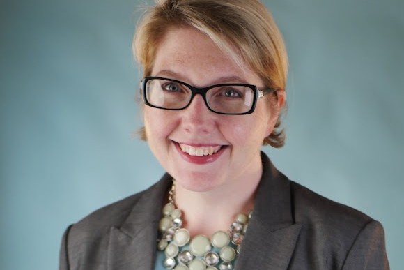 Dr. Melissa Lockwood Headshot